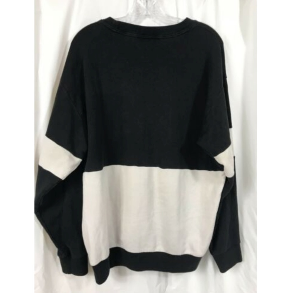 PINK Victorias Secret Women’s Sweatshirt - Picture 4 of 5